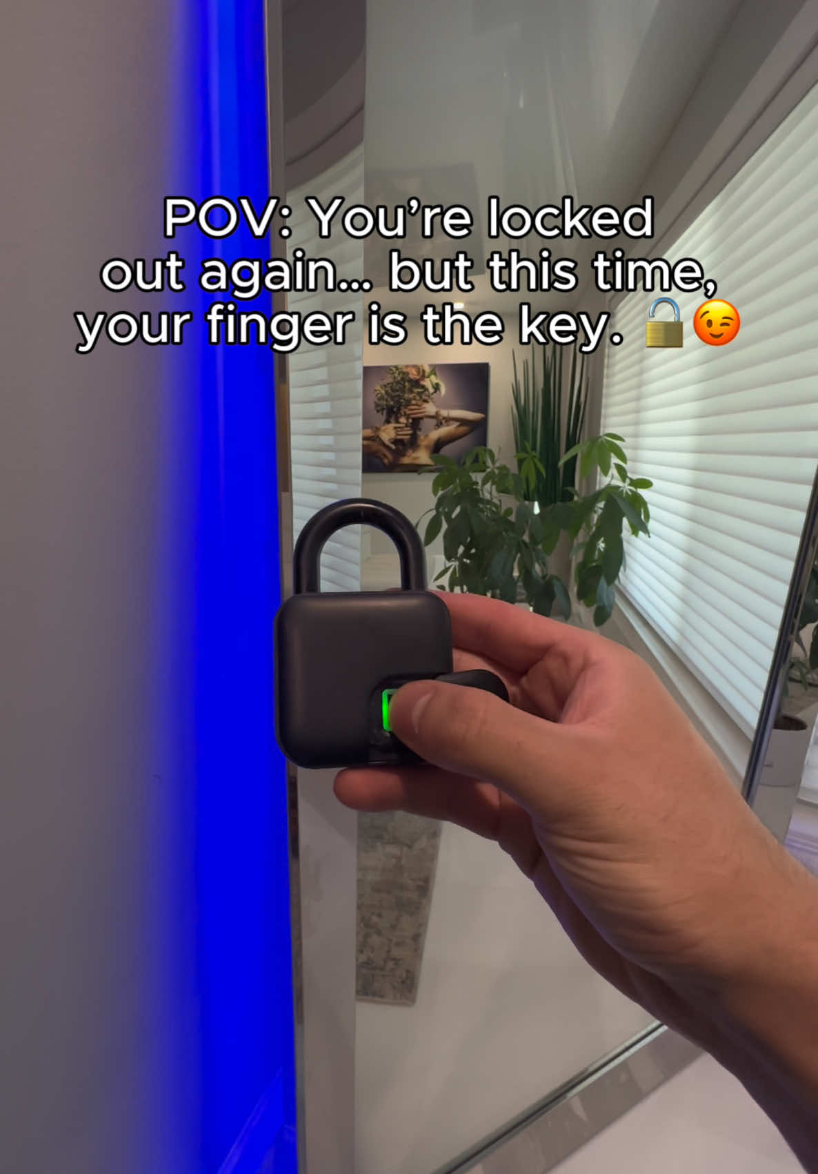 THIS THING IS INSANE😍🫠 #fingerprintlock #mywhome #security #fyp #privacy #padlock