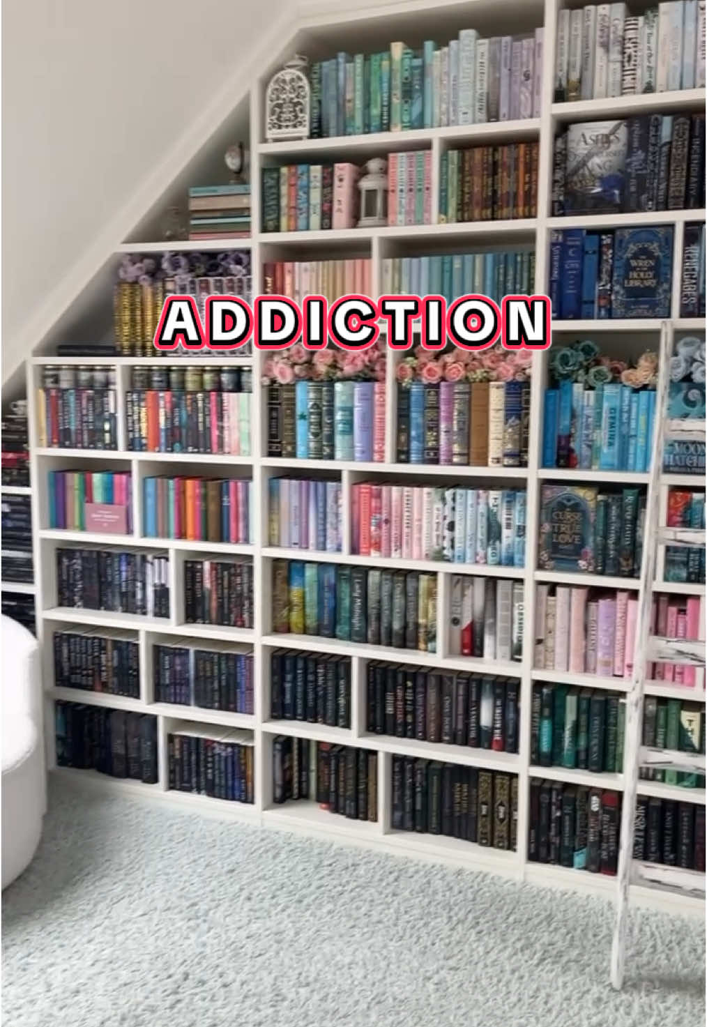 BOOM 🤯😅 👉QOTD: Is there anything you collect that could look like an addiction? Obviously for me it’s books, but more specifically special and beautiful editions! I also have a collection of mugs, candles… 😅 Side note: I’ve been with my books AND my bookstagram LONGER than my husband so he knew what he was getting into 🤣 #bookaddiction #bookhoarder #bookcollector #bookcollection #specialeditionbooks #booksbooksbooks #bookdragon #bookaddicts #ilovebooks #homelibrary #mylibrary 