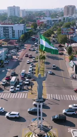 Siempre libres cruceños seamos 💚 Este 14 de febrero serán 200 años de la independencia de Santa Cruz. Motor económico del país, tierra de progreso y oportunidades para todos.  Santa Cruz hoy es la esperanza para el país, sinónimo de libertad y pujanza. ¡Si la queres, defendela! #SCZ #SantaCruz #Bolivia #Drone #Bicentenario #Bolivia #Turismo #Independencia #Fyp #Cruceños