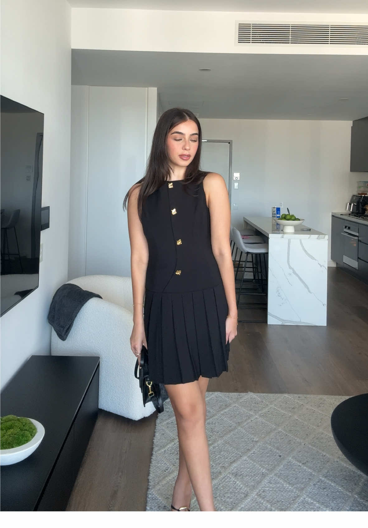 such a gorg little dress @Meshki #meshki 