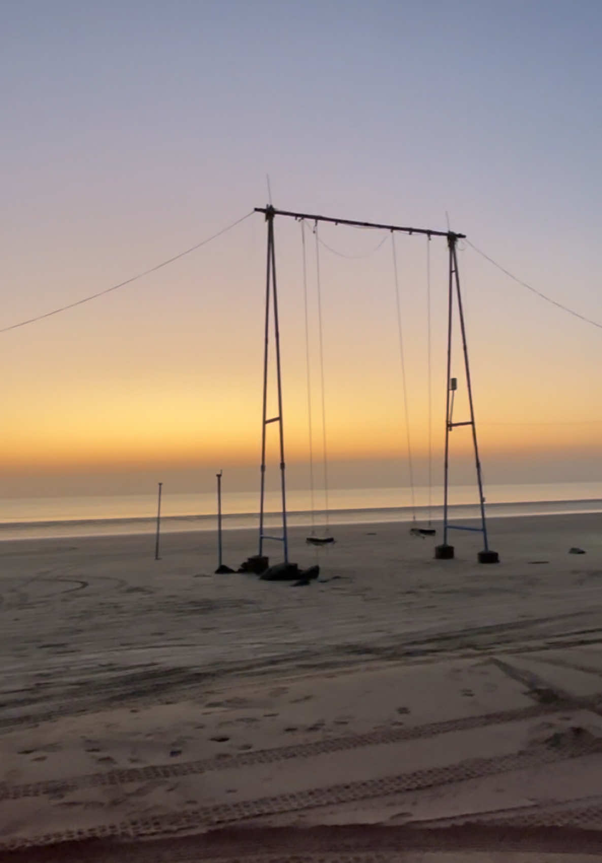 Sunset and this song😩❤️‍🩹 #jiwani #jiwanibeach #balochistan #beach #sunsets #sunsetlover #revo #gr #virallllllllllllllllllllllllll #foryouu #unfreezemyacount #afsos #balochistan_beauty #foryoupage❤️❤️ #viralvideo #viralllllll #sunset #viralll #fypage #apdhillon #fyyyyyyyyyyyyyyyy #anuvjainmusic 