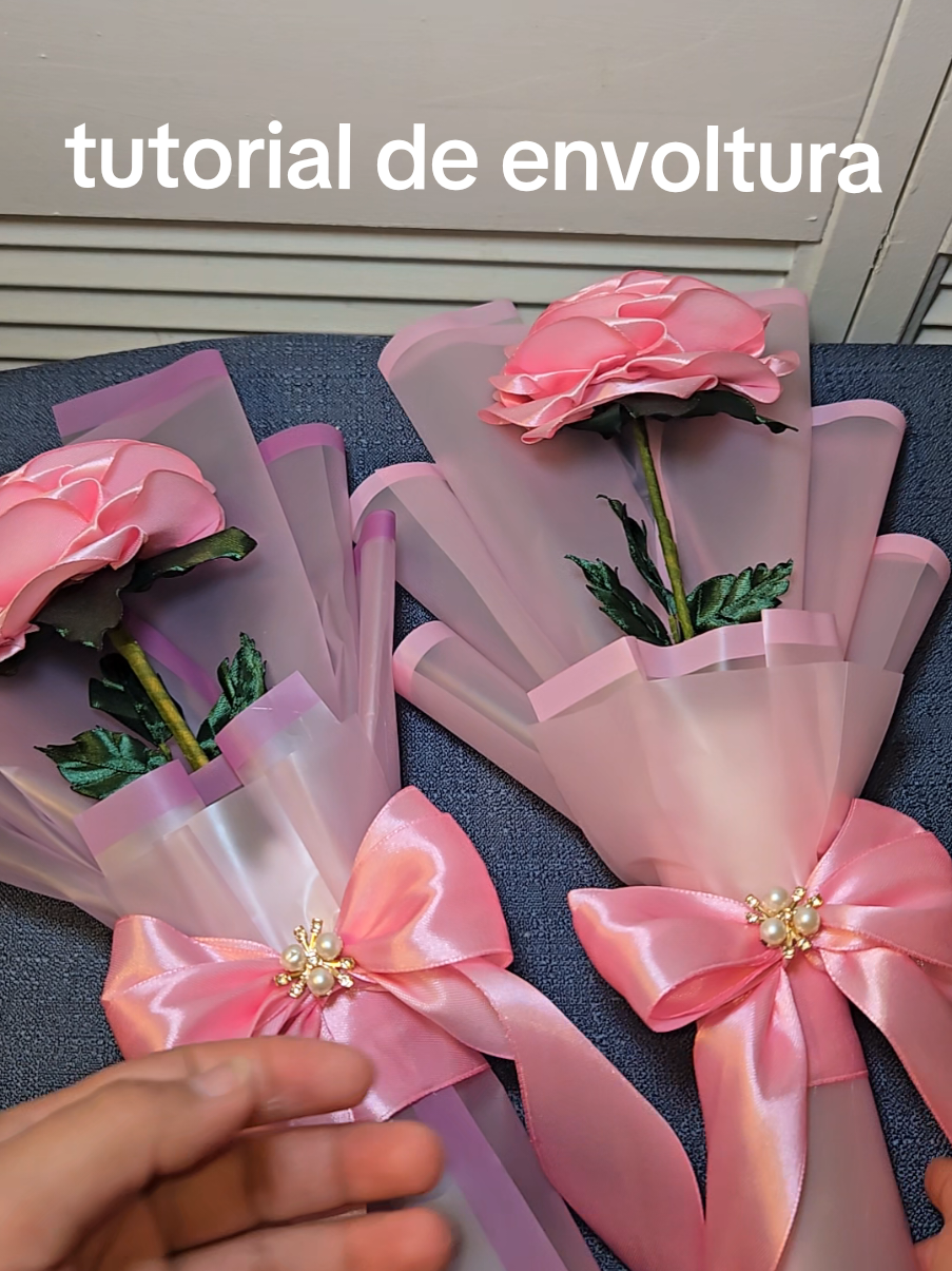 tutorial de envoltura para rosa eterna individual #rosaseternas #eternalroses #rosasdeliston #laflordeitzel #rosaseternasindividuales #tutorial 