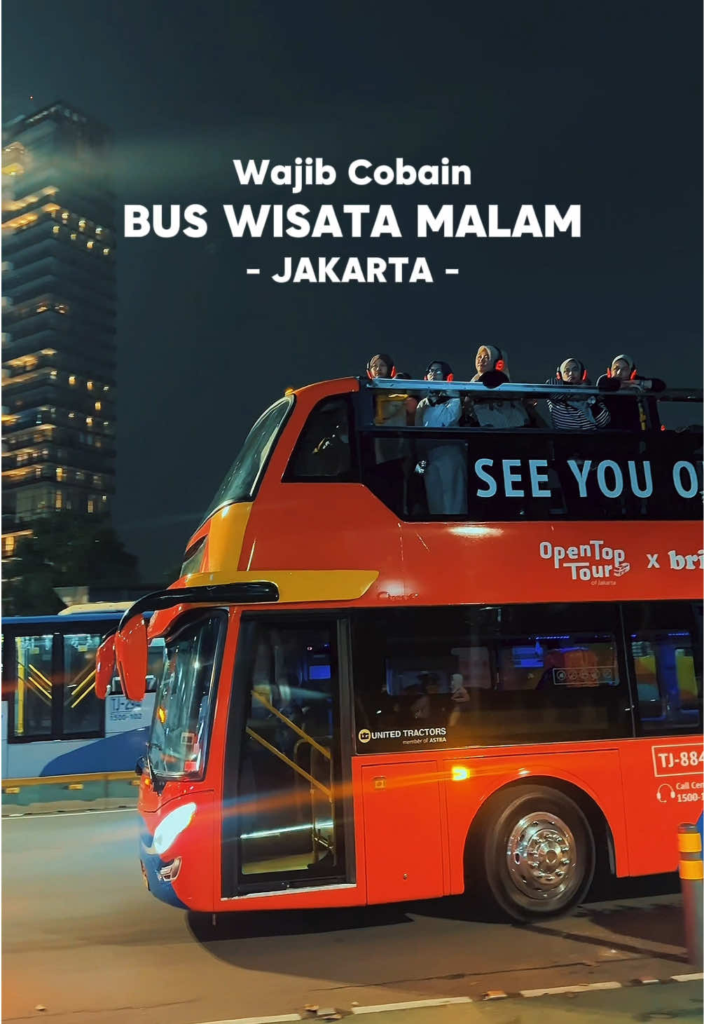 Seru banget naik bus ini.. yang udah pernah cobain naik siapa aja nih?? 🤩 . #buswisatajakarta #boysukajalan #citylightjakarta #opentoptour #wisatamalamjakarta 