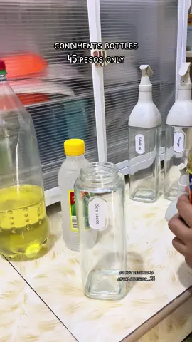 sulit na sulit ang mura lang!! #glassoil #glassoilpot #oilpot #condimentsbottle #kitchen #kitchendesign #kitchenorganization #kitchentool #kitchenmusthaves #KitchenHacks 
