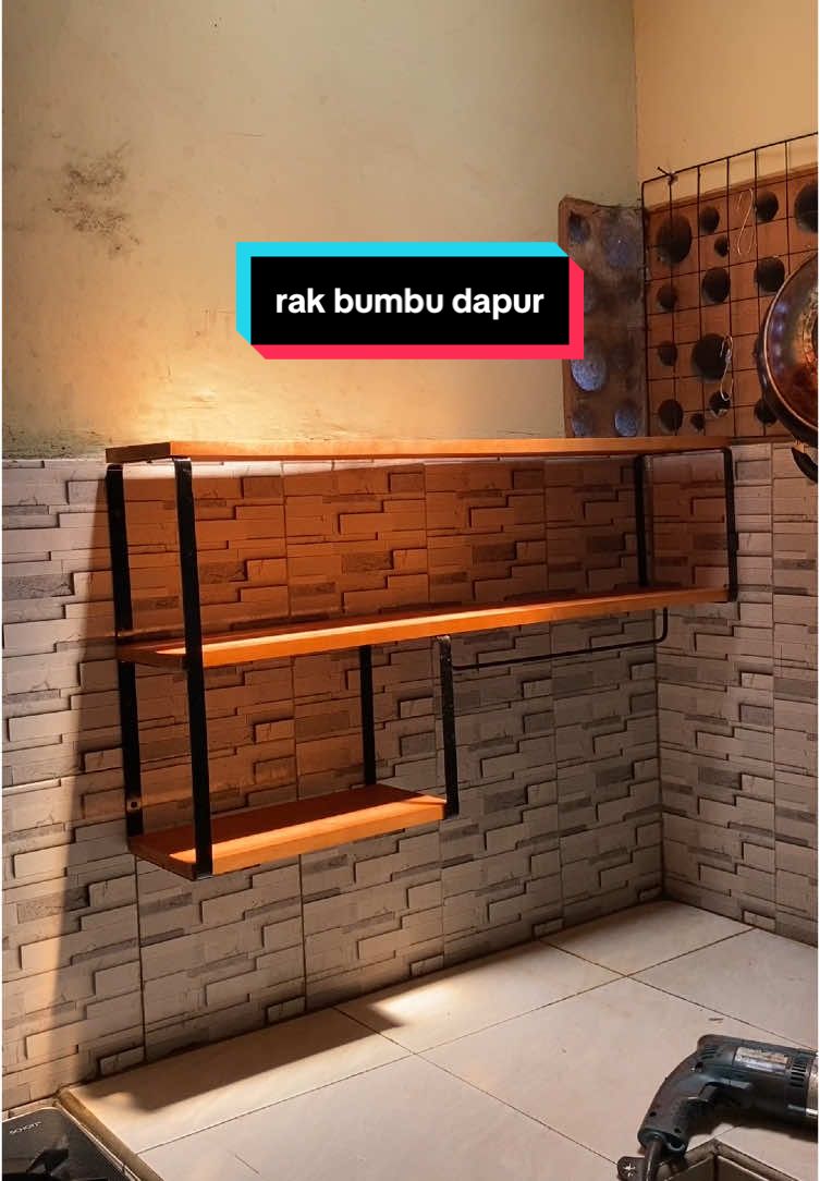 rak bumbu dapur/ kichenset minimalis bisa dipesan👆 #rakbesi #4u #fyp #rakserbaguna #foryoupage #xyzbca #rakdinding #dekorasirumah #masukberanda 