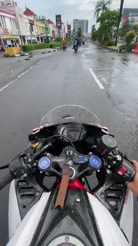 paan tuh ijo ijo #cbr250rr 