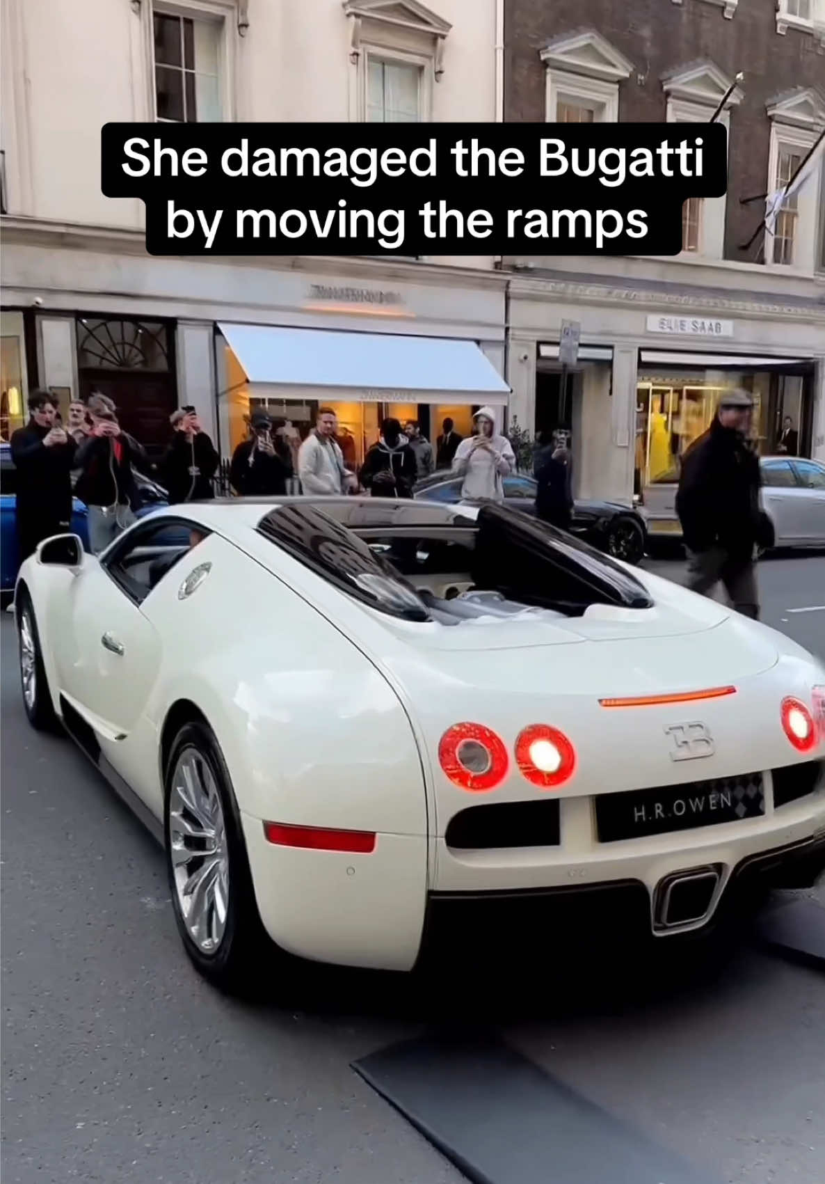 Bugatti veyron being unloaded fail #car #cars #fyp #tomiconic 