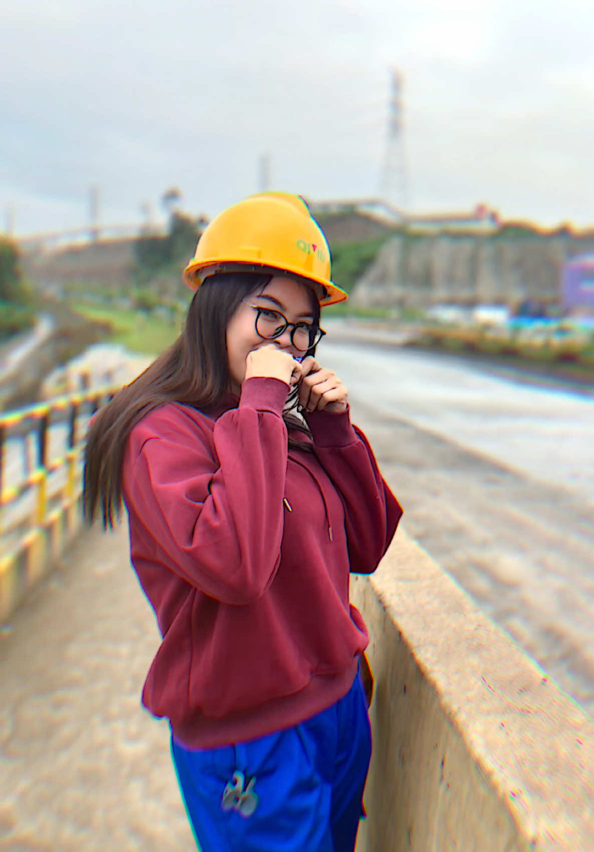 #JJCapCut aku kan 🐒 #CapCut #operatorcewek👷🏻‍♀️ #bahodopi_morowali_sulteng #masukberanda #helmkuningmorowali #crawlercrane #helmkuning #fypシ #operatorcraneindonesia #fypシ゚viral🖤tiktok 