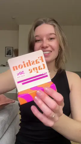 Ik test de fashion tape van de action zodat jij dat niet hoeft te doen!  #fashiontape #action @actionnederland 