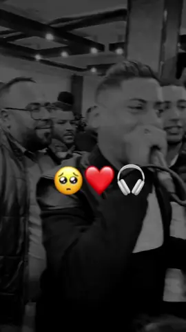 #عينيك_كبار_شعلو_في_قلبي_النار 🥺❤🎹 #تصميم_فيديوهات🎶🎤🎬  #شيخ_علي_مجاجي  #cheb_ali_medjadji💃💃  #خاوتي_متخلوهاش_في_قلبي_شوي_جادور  #fyp  #شعب_الصيني_ماله_حل😂😂  @Cheb Ali Mdjadji oficiel 