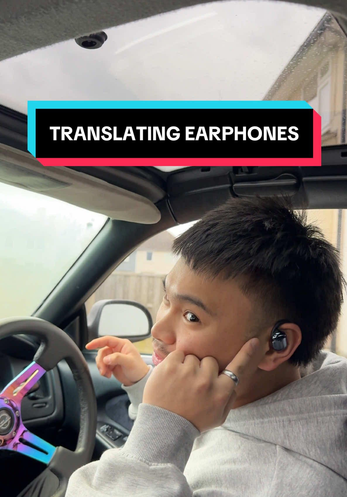 these earphones are insane ‼️ #tiktokmademebuyit #earphones #languages #language #bilingual #translator #translating #translate 