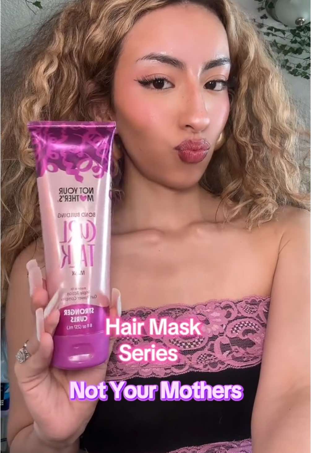 #hairmask #curls #curlyhair @Not Your Mother’s 