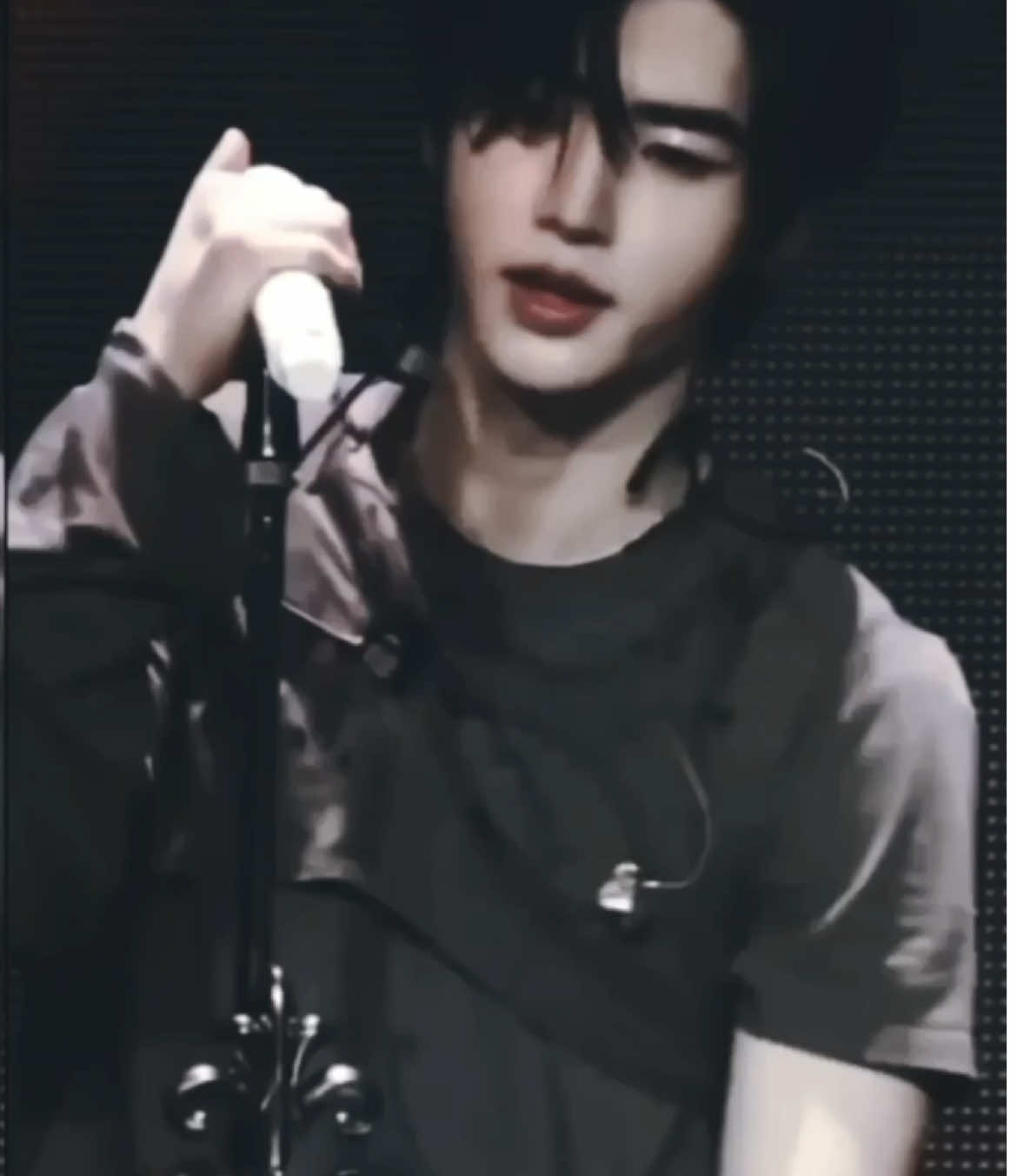 close just isn’t close enough #sunghoon #parksunghoon #sunghoonedit #enhypen #enhypenedit #enha #kpopfyp #Viral #Edit #fyp #fy #foryoupage #messy #enhypenfyp #messyedit #thenbhd #partynextdoor #sunghoonenhypen #parati