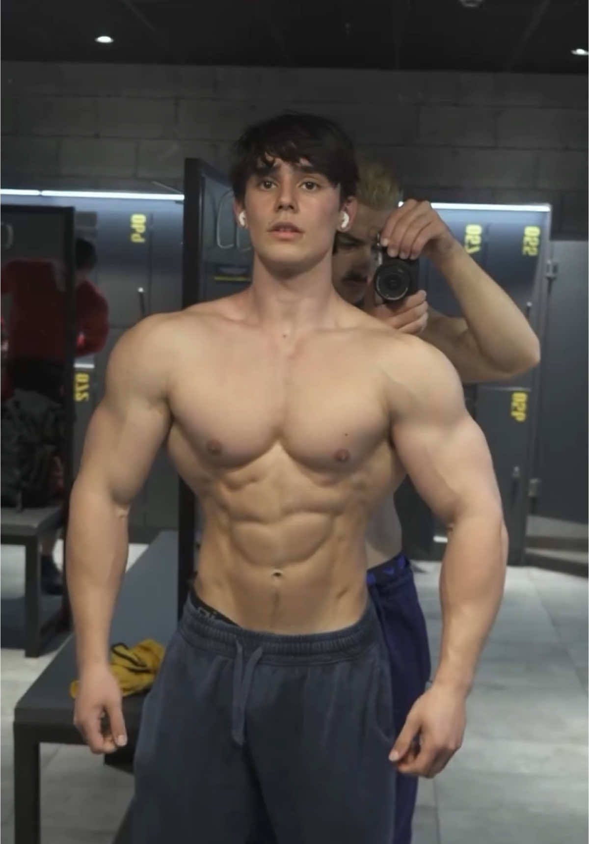 David Laid 2.0 #aesthetic #gymaddict #muscles #training #body #athlete #young 