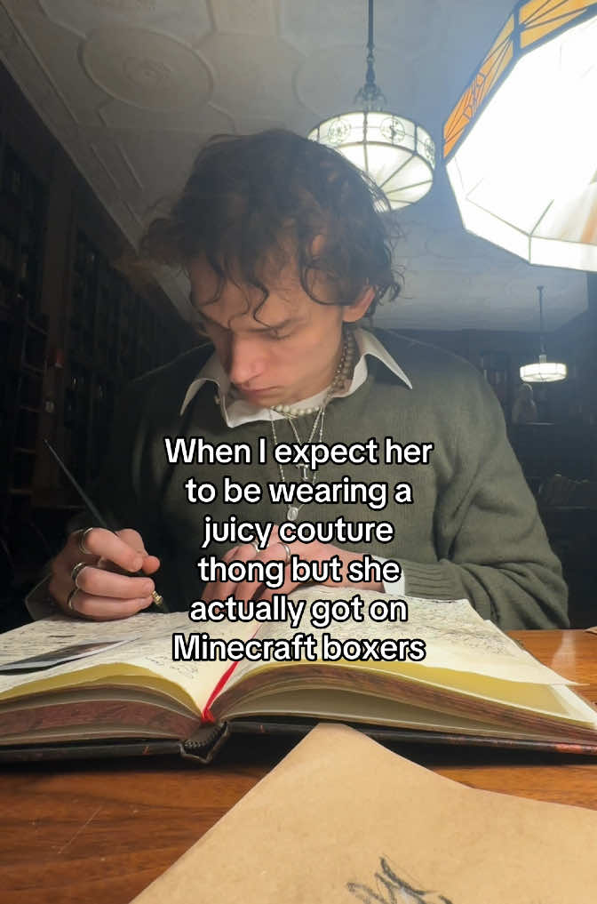 #Love #darkacademia #nyc #hopelessromantic #library 