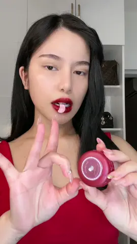 How about a red macaroon for valentines 🤔 #mqcosmeticsph #lipbalm #liptherapy #blurmeup #macaroonliptherapy 