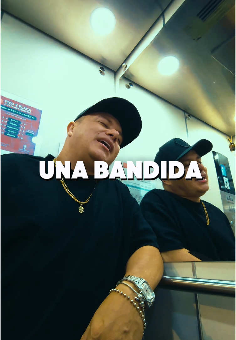 Me enamoré de una bandida que tiene vuelto un ocho mi vida. Yelsid - Perdida #Yelsid #yelsidmami #yelsid🇨🇴 #YelsidLaVoz 