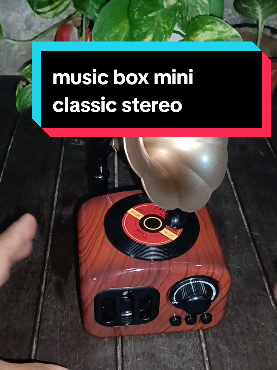 music box mini classic stereo audio retro vintage record player model desktop box #musicbox #musicboxminiclassicstereo #tiktokviralvideo #tiktokshopph #tiktokfyp 