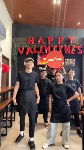 Ready na sa Valentines!  Opo mag ttrabaho po kami, wala pong ka date sa 14! 😭 #valentines #lamonluk #immersionstudents #tiktok #viral #trending 