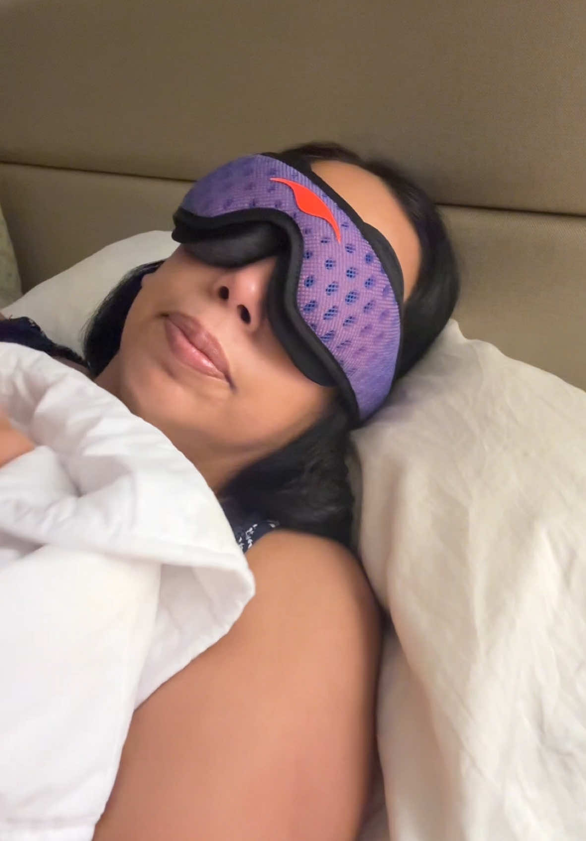 It’s sleepy time!! #CapCut #goli #golinutrition #sweetdreams #gummies #sleep #melatonin #tiktokshoploveatfistfind 