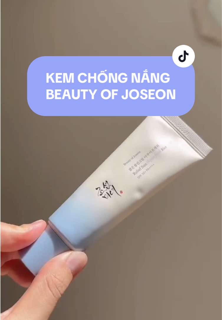 Unboxing tuýp kem chống nắng từ nhà Beauty Of Joseon #beautyofjoseon ❤️❤️ #unboxingskincare #kemchongnang #reviewlamdep #baoveda #sunscreenreview 