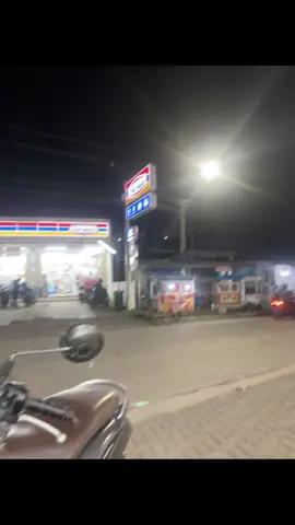 🧠: duduk di alfa di temani surya+golda #fotolive #4u #pfypシ 