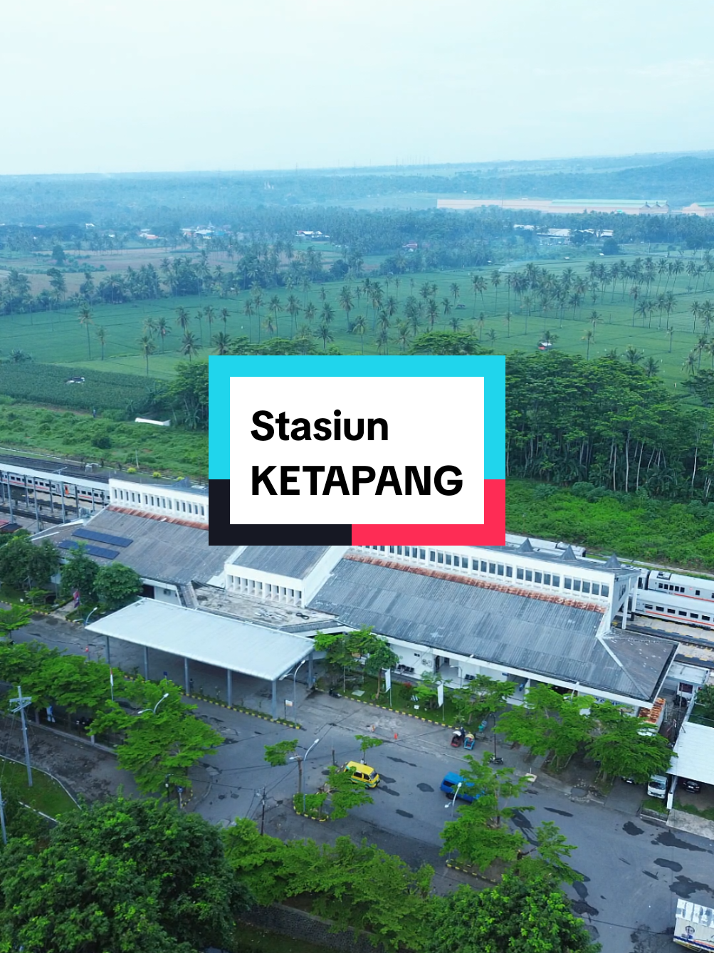 Pesona stasiun kereta api paling ujung timur pulau Jawa dengan kode stasiun KTG dan termasuk dalam wilayah DAOP IX KAI Jember. 📍Stasiun Ketapang, Banyuwangi #stasiunketapang #ketapangbanyuwangi #banyuwangi #keretaapiindonesia #railfansindonesia #fyp #bwi24jam @ekaapriyanto45 @infobanyuwangisme