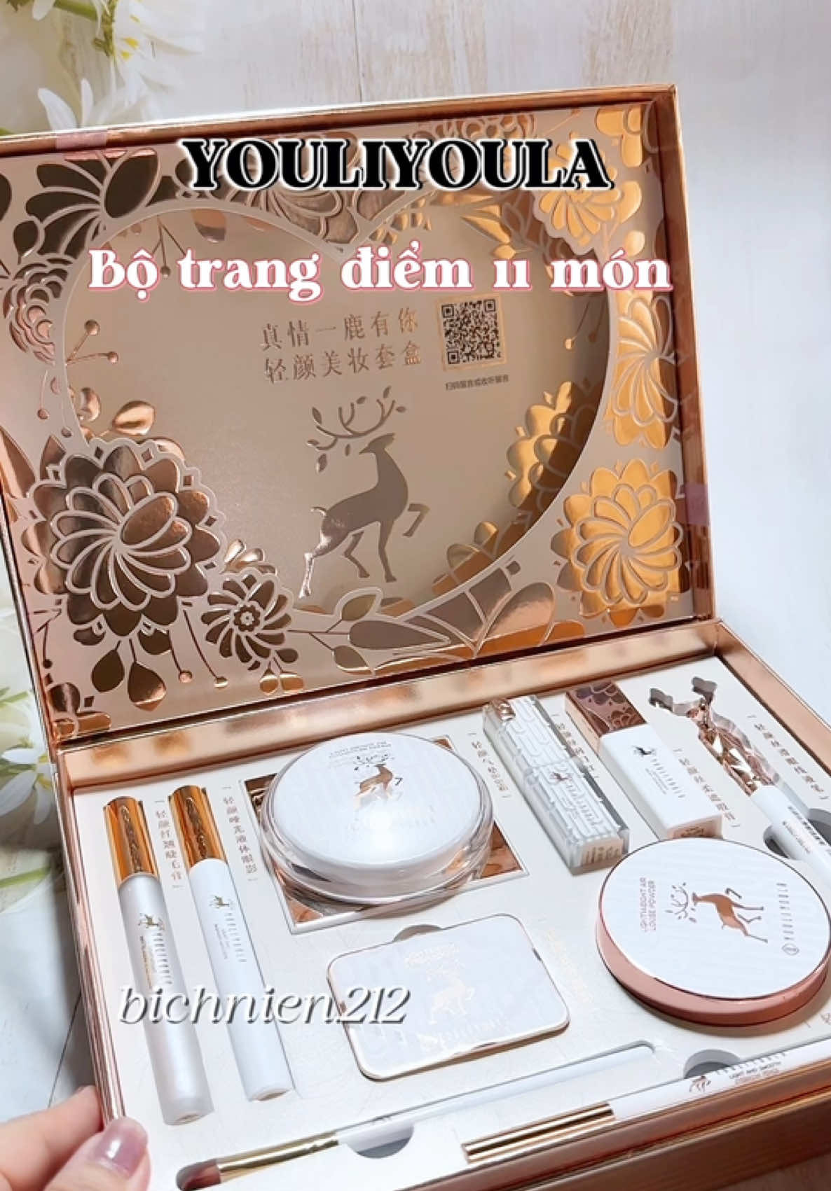 Set trang điểm 11 món youliyoula siêu xinh #valentine #ValentinesDay #valentinegift #setquatang #quatangnguoiyeu #youliyoula #reviewlamdep #unboxing #xhtiktok #viral #xh #fyp #muataitiktokshop #bichnien #saleluongve #beauty #trending #foryoupage #xuhuong  @(｡･ω･𝓫𝓲𝓬𝓱𝓷𝓲𝓮𝓷･ω･｡) 