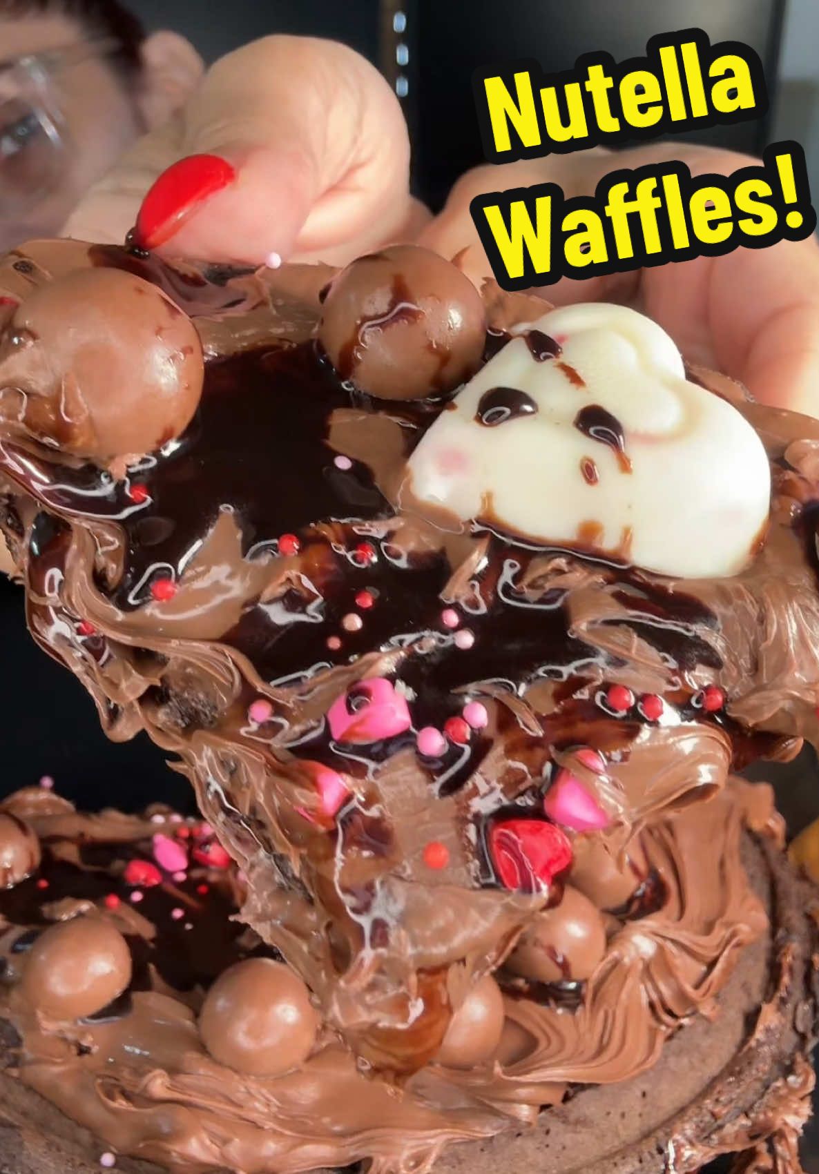 Nutella waffles asmr mukbang! #fypシ #foryou #foryoupage #nutella #waffles #dessert #desserts #Foodie #mukbang #asmr #eating #eatingshow #eatingsounds #asmreatingsounds #latynaeats 