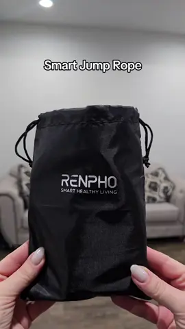 This jump rope does everything for you. Cannot wait for warmer weather to do cardio outside.  #renpho #smartjumprope #jumrope #tiktokshopfinds #tiktokdeals #sport  #contentcreator #fyp #viralvideo #Fitness 