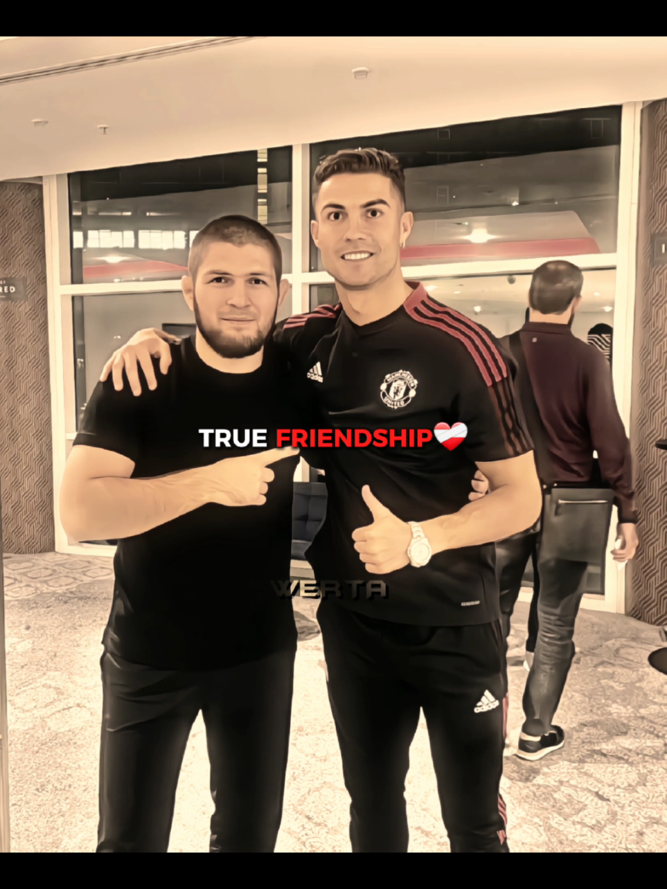 khabib and ronaldo friendship🥹❤️‍🩹#futbol⚽️ #footballtiktok #viralvideos #ronaldo #khabib #cristianoronaldo #khabibnurmagomedov #friendship #fyp 