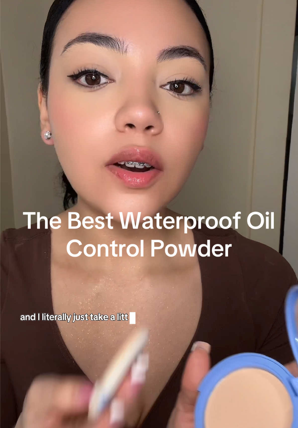 Love that this is waterproof! Run & go get yours! #makeup #oilcontrolpowder 