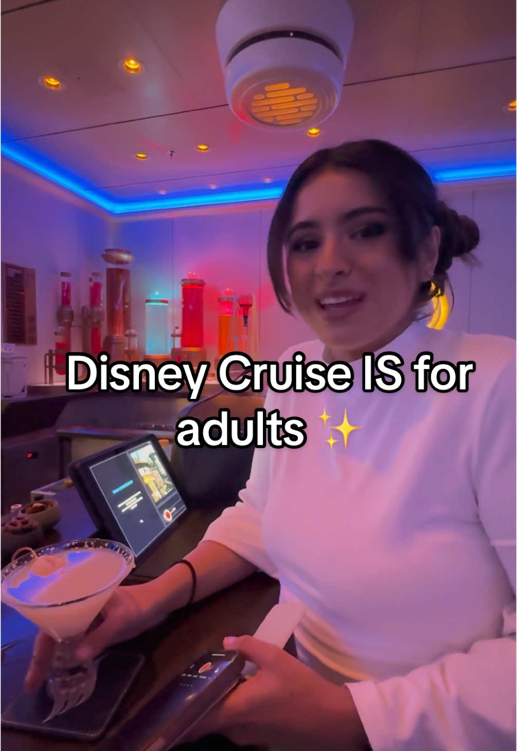 bar crawl on the disney wish! 🍷🍸🍹🥂#disneycruise #dcl 