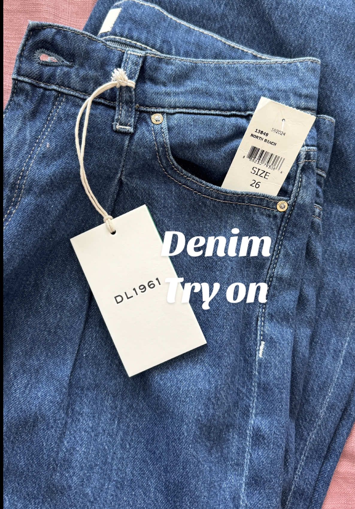 Wearing size 26, fabric is super soft not super stretchy but feels super comfortable 👖🫧 #themile #dl1961  #fyp #denim @The Mile Fashion @DL1961 