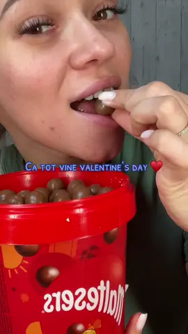 #msvaradie #tiktokvalentinesday #tiktokshopvalentinesday #tiktokmademebuyit #ValentinesDay #tiktokshopuk #maltesers #chocolate 