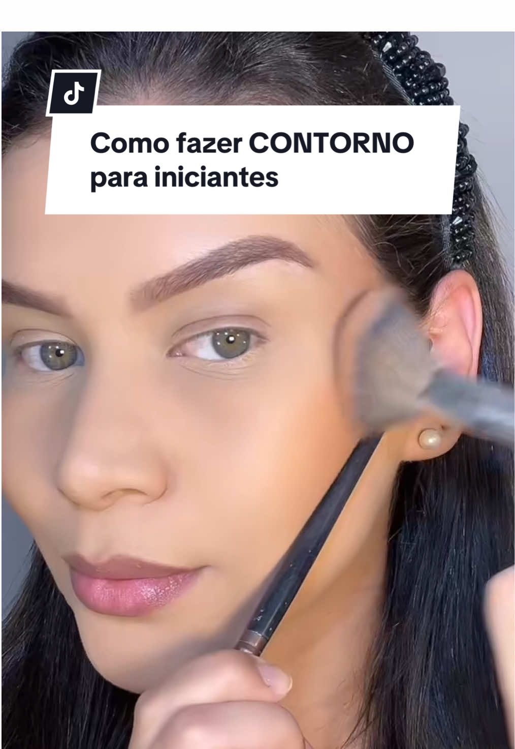 Como fazer CONTORNO para iniciantes ✅  📌Link do contorno em pó na bio!  #maquiagemtiktok #makeup #contour #contorno #TikTokBeauty #tiktokbeleza #viralmakeup 