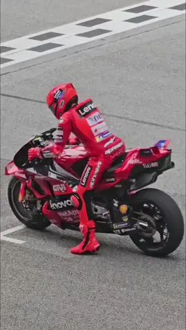 Thailand, here we come 🏍💨🇹🇭 #motogp #motogp2025 #marcmarquez #MM93 #weare93 #babyalien #goat🐐 #theking #ducaticorse #ducati #marquez #93 #sepangtest #sepangcircuit #fyp #foryou #xyzbca #fypシ #Motorsport #racing #fanpage #tiktokpelitfyp #ducatifamily #racingteam #motogpindonesia #marcmarquez93 #sportsontiktok #marcmarquezfan #Preseason #todorojo🔴 