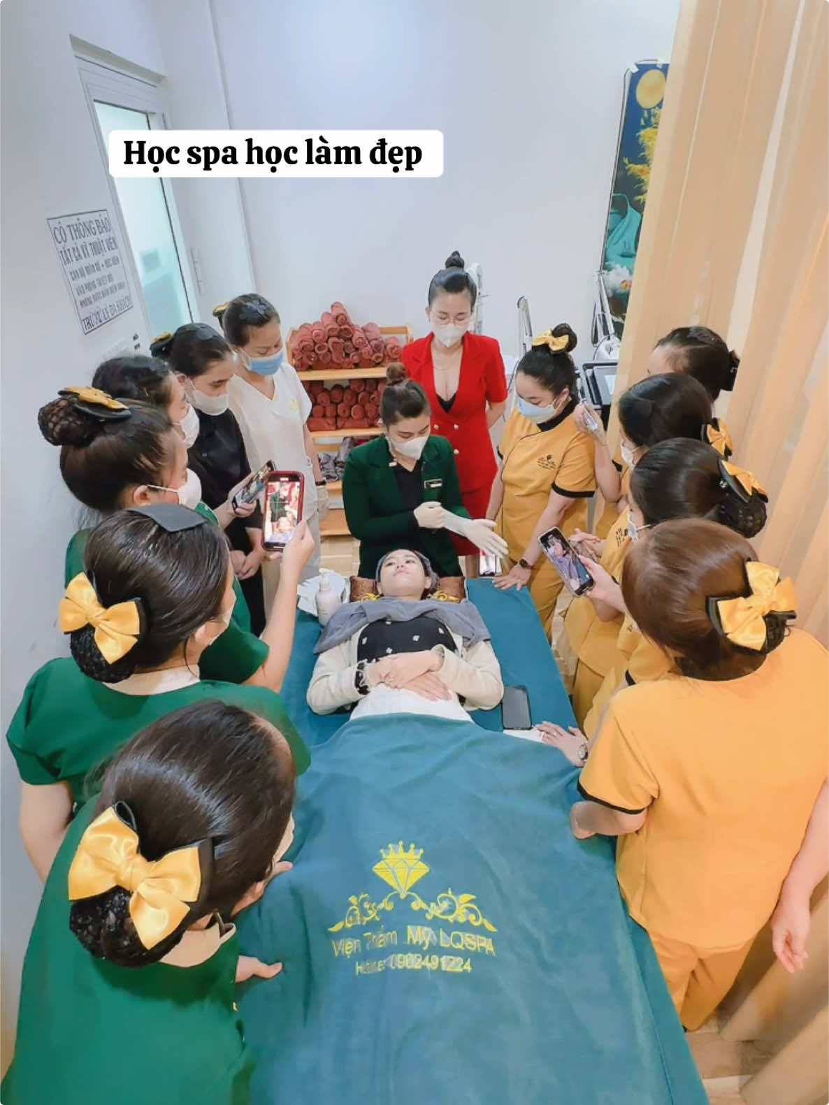 Học spa học làm đẹp #chamsocdamun#chamsocdaseo#chamsocdanam#tanbinh#govap #Le quynh#Lqspa#hocnghespa  #chamsocda #lequynhspa #lequynhspahcm#vienthammylqspa#lqspabeautyacdemy#LQSPABeaty&Acedemy