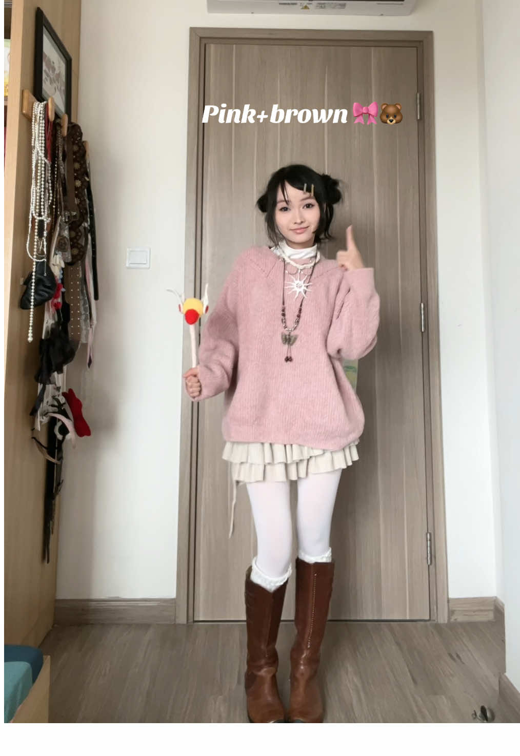 Bring this trend backkkk, pls pls🥹 nguyện mặc màu hồng cả đời💅🎀 #colorcombo #colorcombination #ValentinesDay #OOTD #styling #mixandmatch #dateoutfitsideas #winter #winteroutfit #outfitideas #outfitinspo #suamackan #mam_oii 