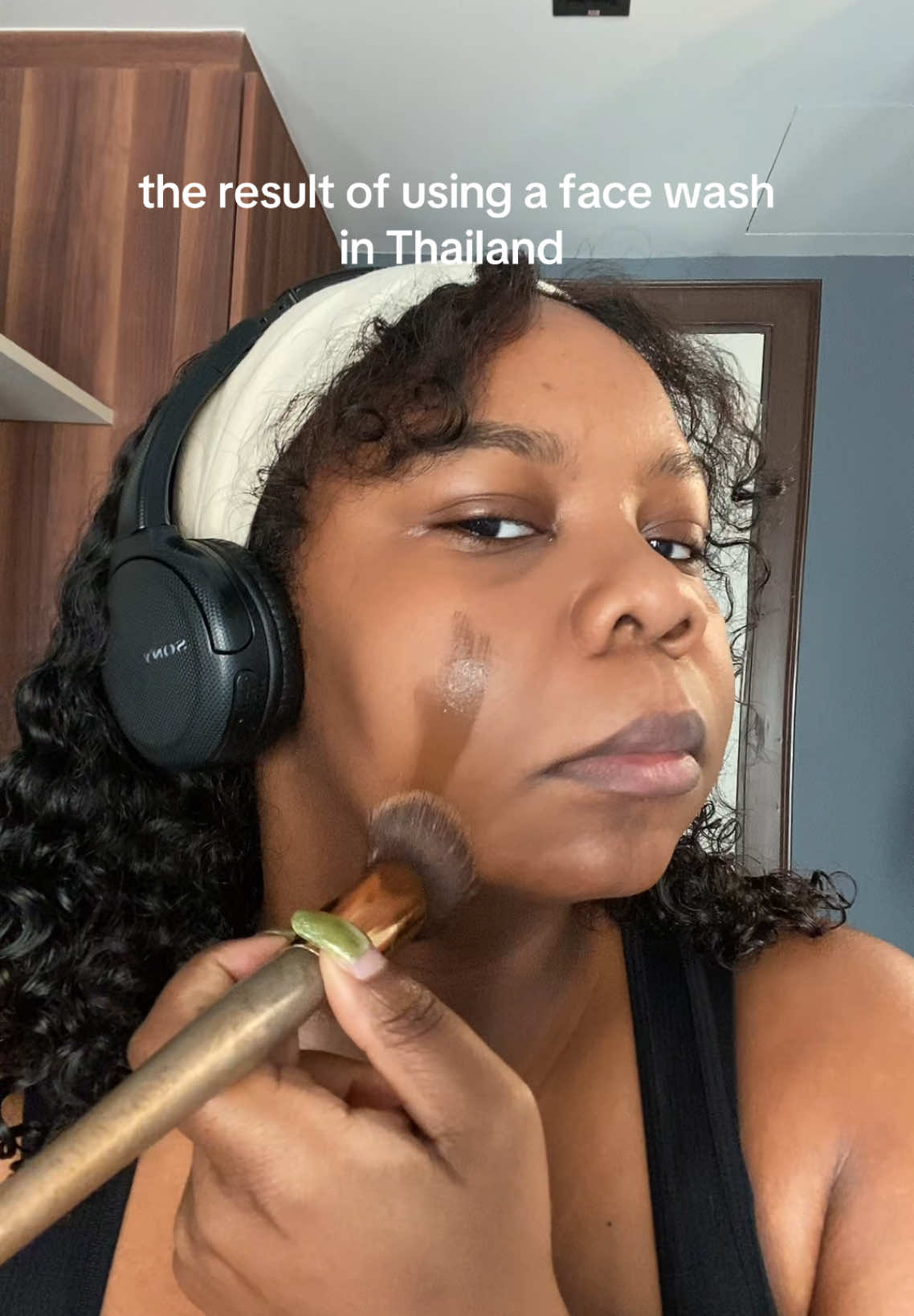 learn from me: always scan the ingredients and ask chatgpt. glutathione and hydroquinone are not the only bleaching agents lmaoooo #thailandtravel #bkk #fyp #blacktravel #traveltips #skincare 