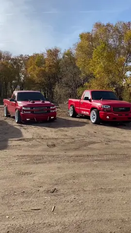Twin turbo Silverado drift truck 🔥 #droppedtrucks #trokiando #truckinaround #suelomob #streettrucks #baggedtrucks #singlecab #chevy #loweredtrucks #droppedtruckcartel #silverado #trucks #noquema #tiktok #suelo #obschevy #trucknation #slammedtrucks #silveradonation #ondgas #trokiandocuh #chevysilverado #explore #truckin #obs #trokasperronas #lowtrucks #loweredlifestyle #ss #teambillet