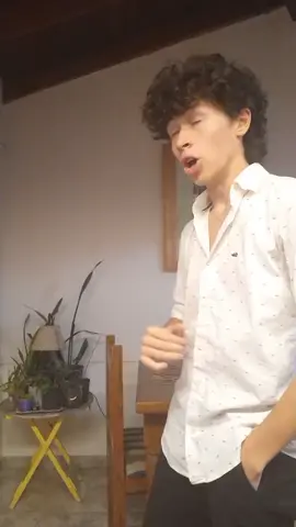 #fyp #singing #spanishgirl #julioiglesias #70s #luismiguel  #josejose #musicaretro #cover 