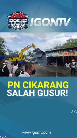 Pengadilan Negeri Cikarang mengeksekusi lima rumah warga di Desa Setia Mekar, Bekasi, dengan dalih sengketa lahan. Namun, fakta mengejutkan terungkap—rumah-rumah tersebut ternyata berada di luar area sengketa! Kesalahan fatal ini mengungkap lemahnya koordinasi dan bobroknya sistem hukum yang justru mencederai rakyat kecil. Siapa yang bertanggung jawab atas penggusuran ini? Simak laporan selengkapnya! --- #Viral #Trending #FYP #FYPIndonesia #BeritaViral #SalahGusur #KeadilanRakyat #HukumIndonesia #Agraria #TanahSengketa #BeritaHariIni #BeritaTerkini #BeritaUpdate #KasusViral #Penggusuran #KorbanPenggusuran #FaktaSebenarnya #Klarifikasi #BeritaNasional #IndonesiaViral #ViralIndonesia #Tragedi #HukumDanKeadilan #Ketidakadilan #HakRakyat #NegaraHukum #KritikSosial #KritikPemerintah #BeritaViralHariIni #InfoTerkini #Investigasi #JanganDiam #SuaraRakyat #NasibWarga #BeritaFakta #BeritaPopuler #Kronologi #PeristiwaHariIni #MediaSosial #NetizenGeram #BeritaPenting #Realita #KeadilanSosial #KebijakanPublik #HukumRusak #BeritaTerbaru #RakyatMenderita #StopKetidakadilan #StopPenggusuran #BeritaIndonesia #KeadilanUntukSemua #TolakKesewenangan #RakyatKecilTertindas #NegaraHarusAdil #SuaraKebenaran #BreakingNews #NewsUpdate #BeritaTerkiniIndonesia #FaktaHukum #BeritaPentingHariIni #PolitikIndonesia #StopKorupsi #LawanKetidakadilan #KasusHukum #KritikPedas #TegakkanHukum #BeritaMengejutkan #InfoPenting #PemerintahHarusBertindak #DukaWarga #MediaMassa #SuaraNetizen #TindakTegas #NegaraHarusHadir #WargaButuhKeadilan #SuaraKebenaran #KritikTajam #ViralNews #UpdateTerkini #KonflikAgraria #LahanWarga #TanahRakyat #NegaraDimana #HakWargaNegara #KebijakanTidakAdil #StopSalahEksekusi #RakyatJadiKorban #KorbanKebijakan #InvestigasiMendalam #BeraniBersuara #HentikanKetidakadilan #TragediHukum #RakyatMiskinTertindas #KasusSalahGusur #JanganDiamSaja #HukumTumpulKeAtas #LindungiRakyat #BeraniBicara #MediaSosialBergerak #ViralTikTok #NetizenBersuara #KebenaranHarusDitegakkan #SuaraRakyatTidakBisaDibungk-- #TiktokNews