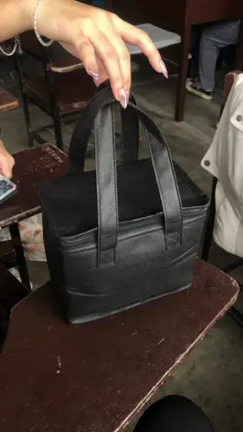 WALA KABANG LALAGYAN SA SIMPLENG NEGOSYO MO NA GRAHAM BAR BAKA ETO ANG PARA SAYO #fyp #grahambar #cooler #grahambarcontainer 