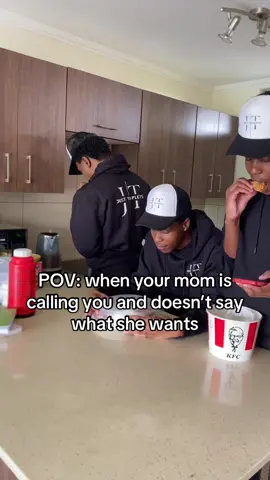 Mothers be calling us like for nothing😅 #sama28 #fyp #foryoupagе #relatable #mom #justtriplets #triplets 