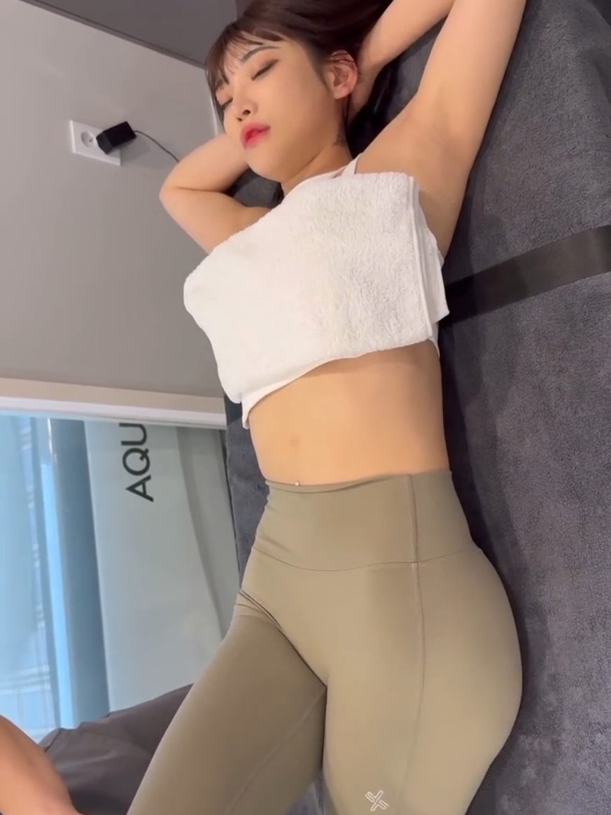 (뼈소리모델 첼설아 4K무편집 Full영상/Chiropractic Full Body Cracking&Adjustment #trending #ytshort #usa 