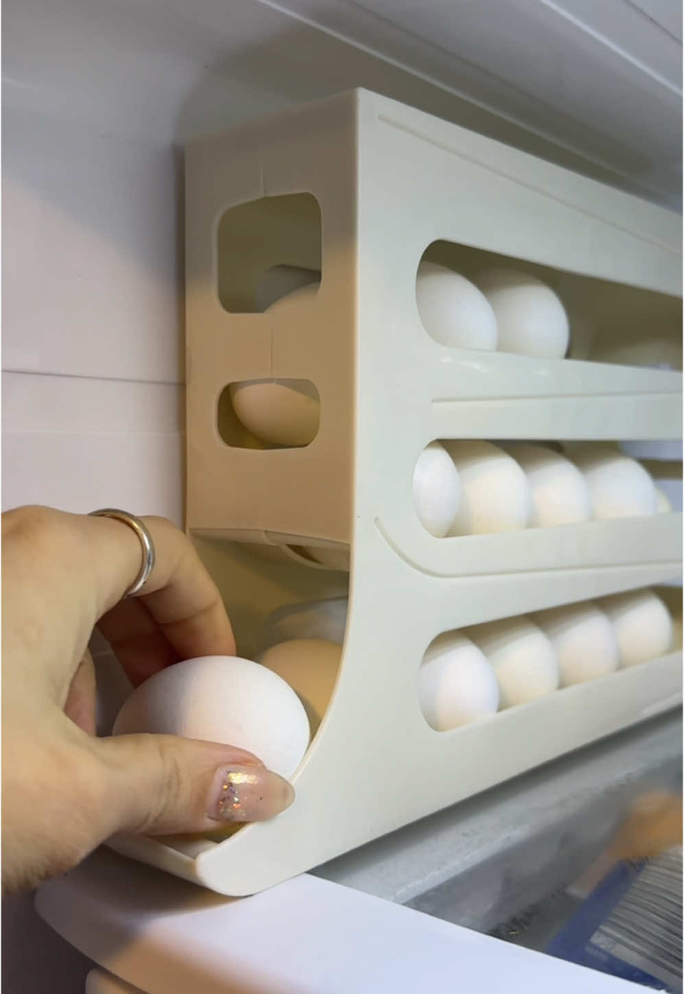 4-layer Automatic Egg Dispenser Egg Storage Organizer Refrigerator Saves Space Cold Room Rolling Egg #tray 4-layer #automatic #egg #dispenser #egg  #storage #organizer #refrigerator #saves #space  #cold #room #Rolling #egg #tray 