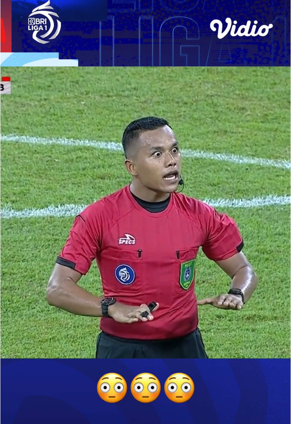 Tatap mata wasit 😡