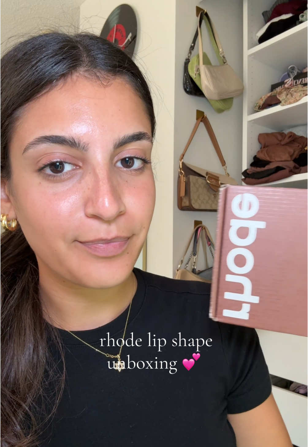 @rhode skin unboxing💕 #rhode #rhodelipshape #lipshape 
