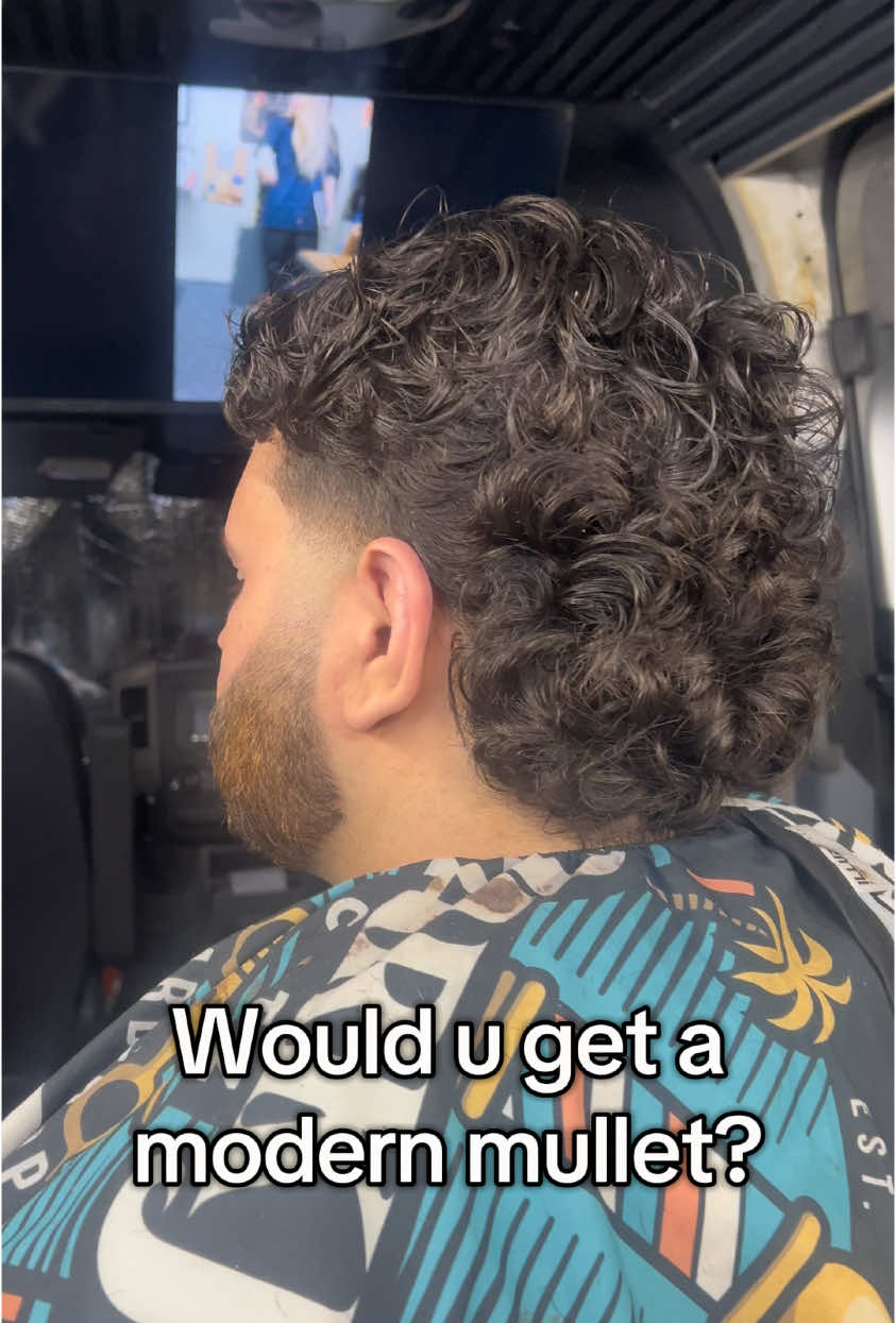 Its more than a friggin packet yo #jeffbliss #packet #comedy #barber #fyp 